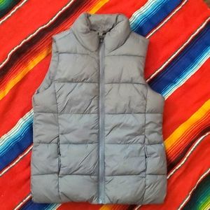 Gray boy puffer vest line